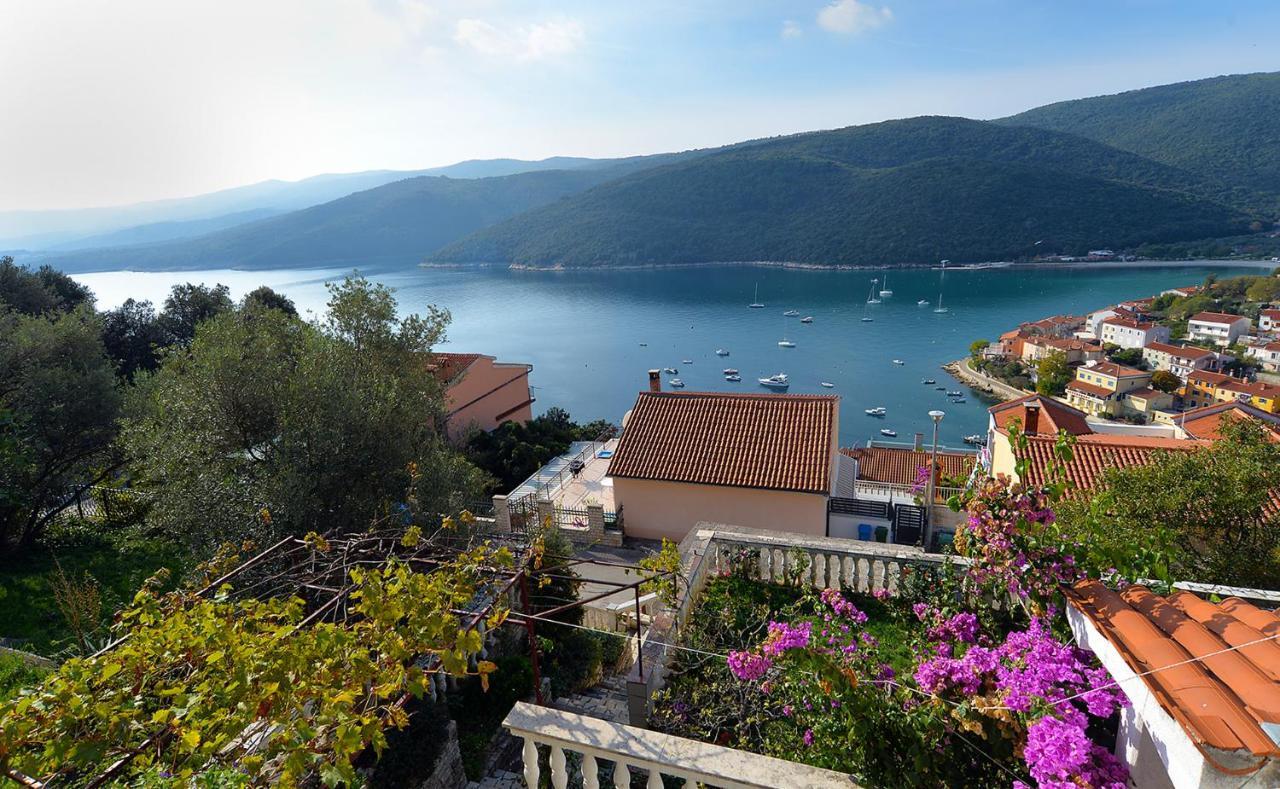 Apartments Plominska 938 Rabac Eksteriør bilde